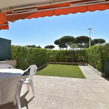 Apartment Le Vincent Rez De Jardin Bord De Mer